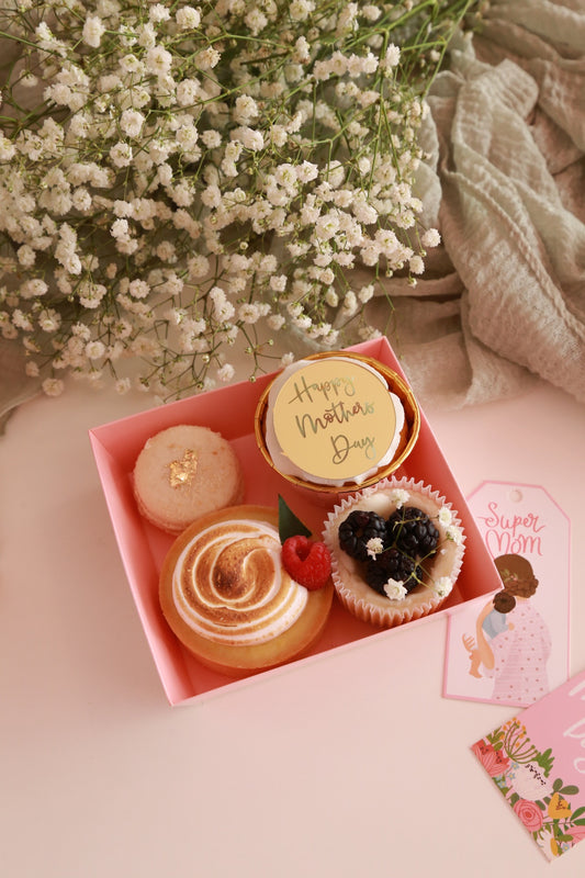 -Pastries box for Mom
